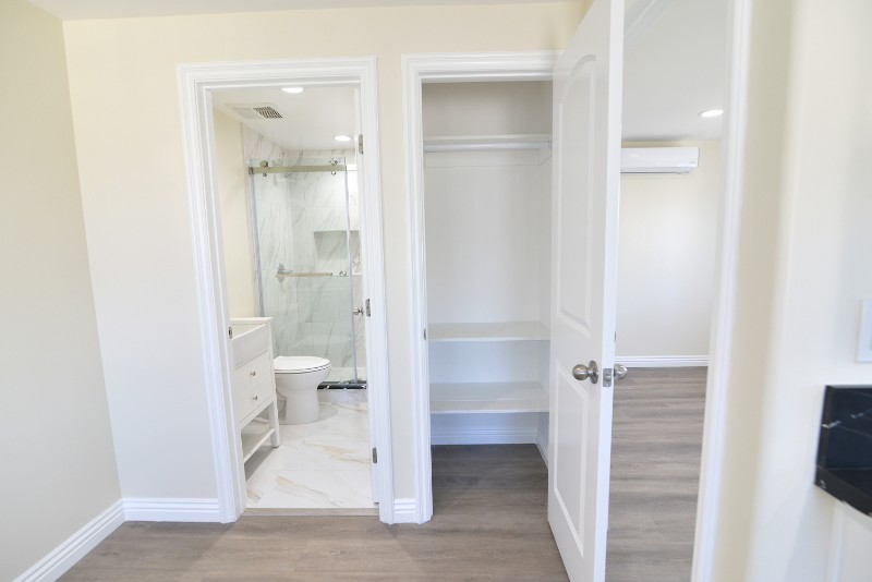 11864 Ricky Ave - Photo 6 of 8