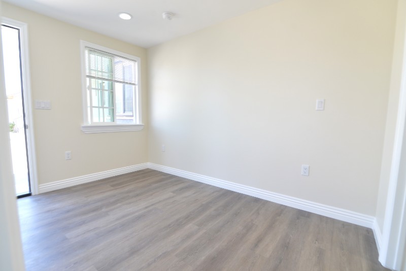 11864 Ricky Ave - Photo 7 of 8