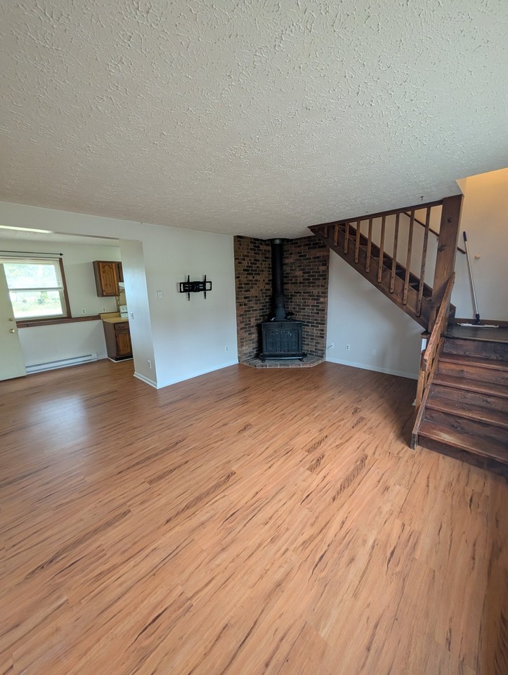 580 Kirkwood Dr #A1 - Photo 4 of 13