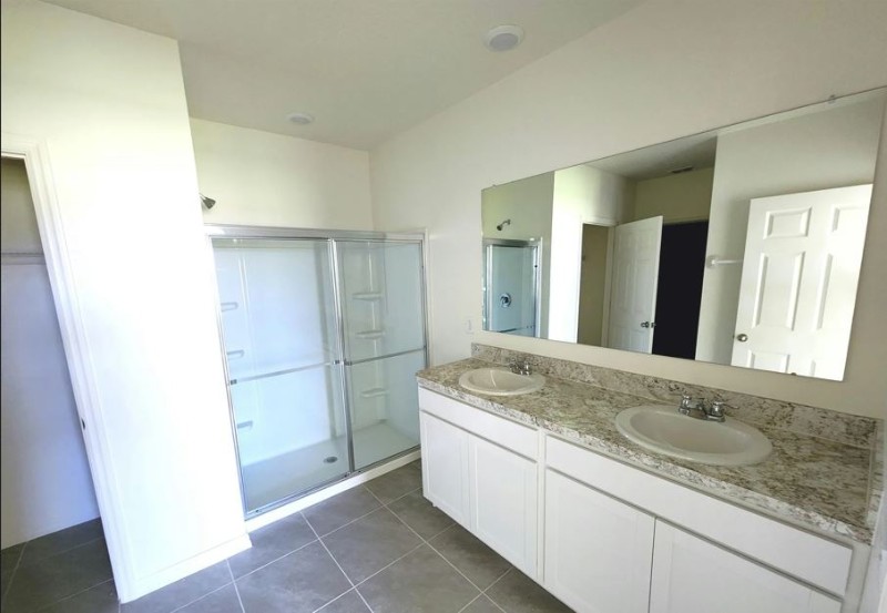 1352 Mcfarland Dr - Photo 7 of 12