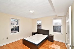 featured image of 964 Morton St