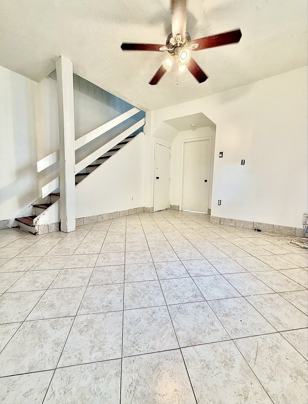 147 Orange St - Photo 7 of 13