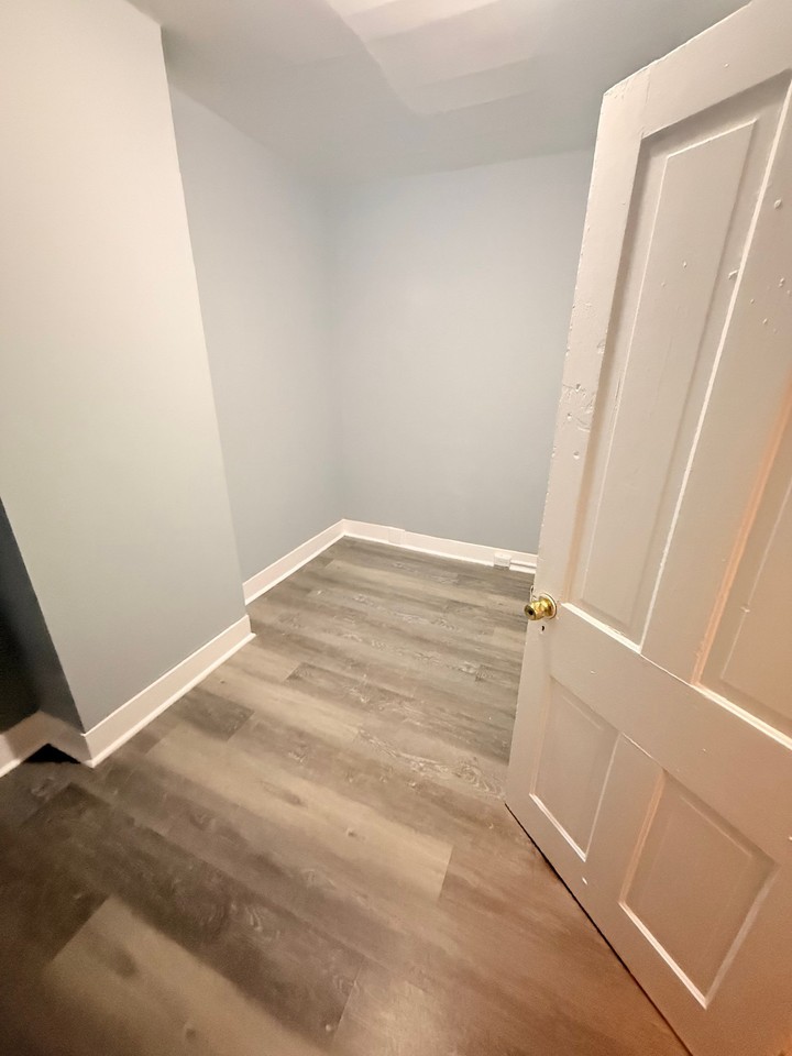 125 N Rodney St - Photo 3 of 11