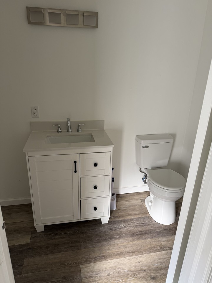 1107 1/2 S 2nd St #2 - Photo 6 of 10