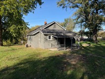 607 Walnut St - Photo 1 of 1