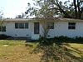 featured image of 4911 Kinnear Ave
