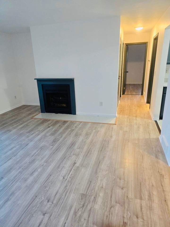628 Whites Rd #1 - Photo 3 of 5