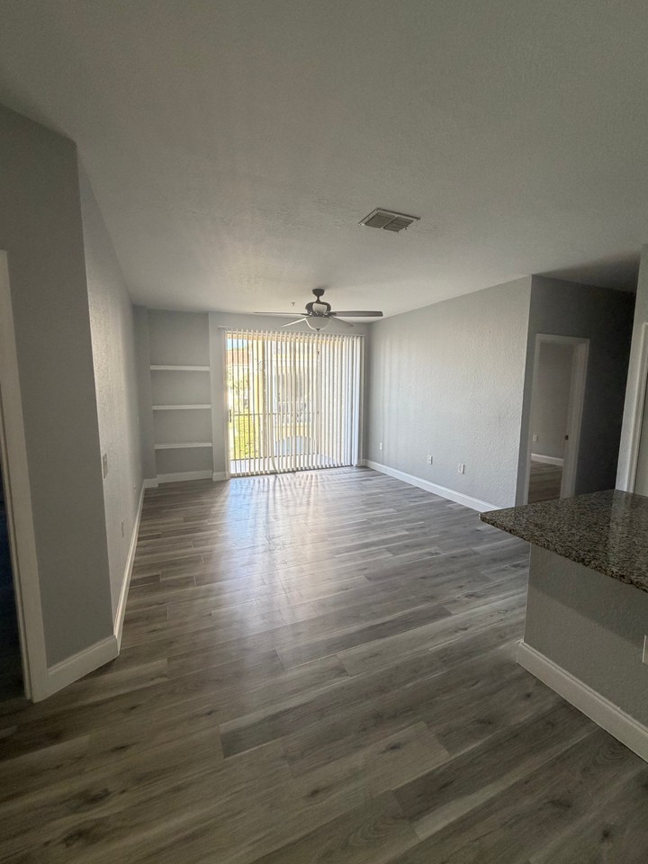 1175 Lake Shadow Cir - Photo 6 of 12