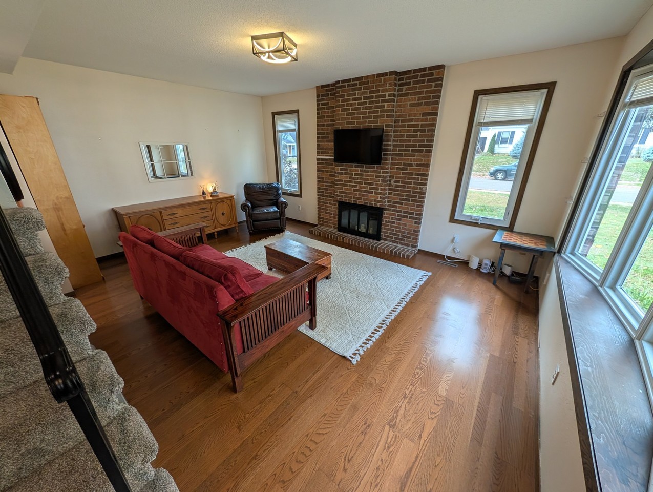 3007 Monterey Ave S - Photo 4 of 26