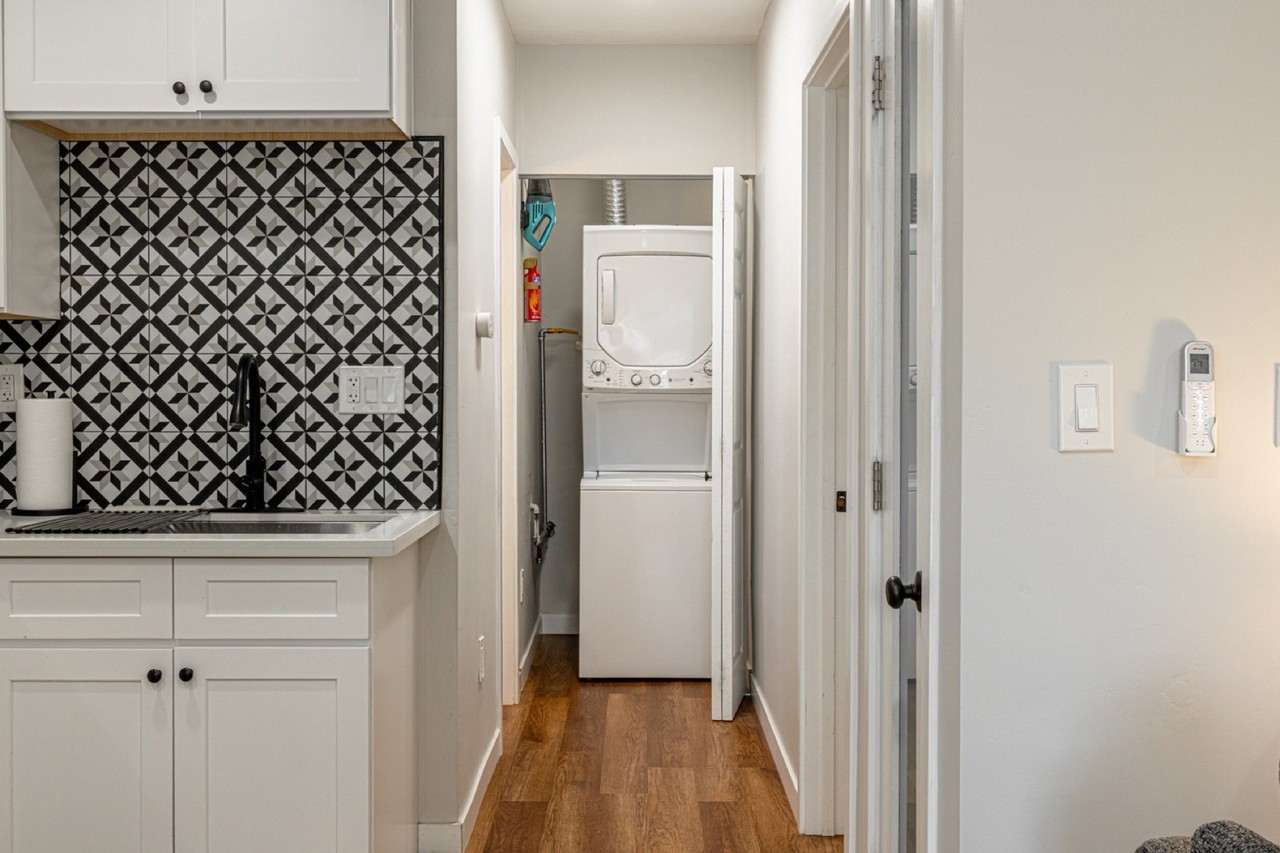 4349 Oxford St - Photo 7 of 16