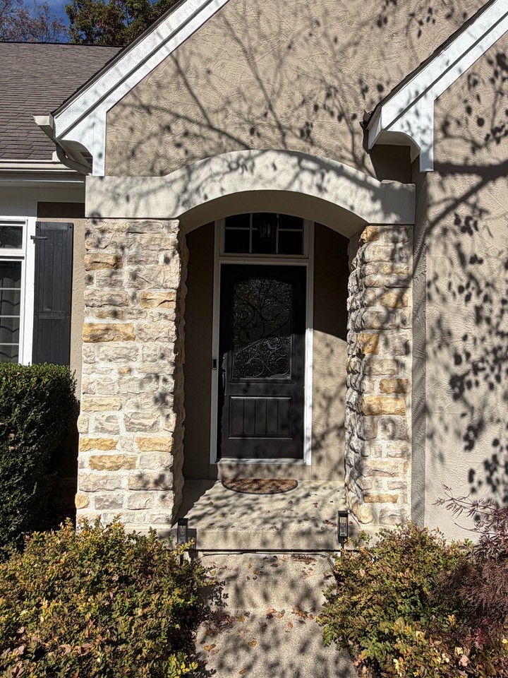 5659 Travis Pointe Ct - Photo 2 of 35