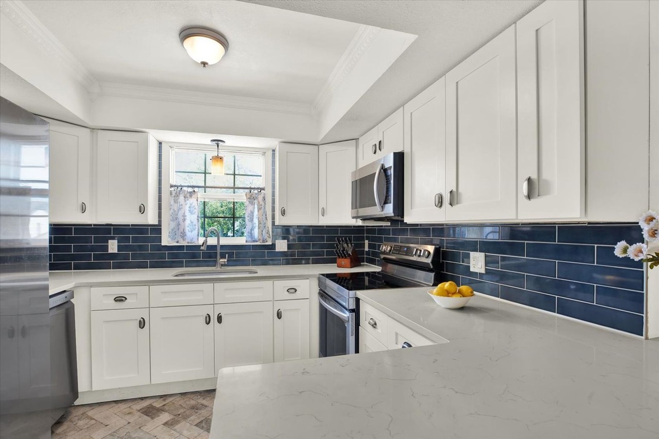 4941 Cardinal Trl - Photo 6 of 17