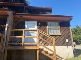 featured image of 370 Hayden Rd