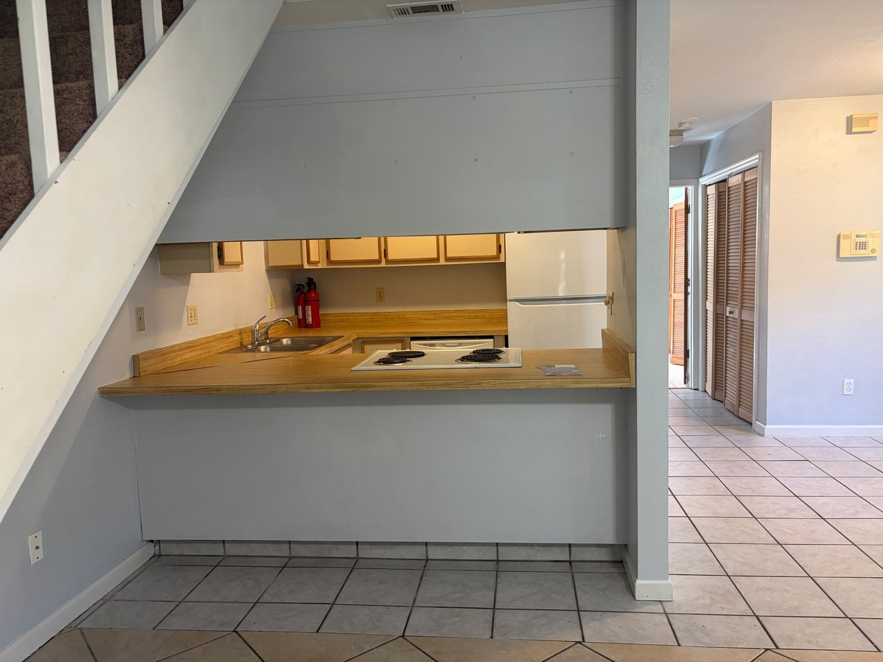 356 Hayden Rd - Photo 3 of 15