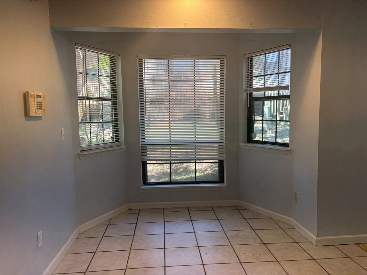 356 Hayden Rd - Photo 5 of 15