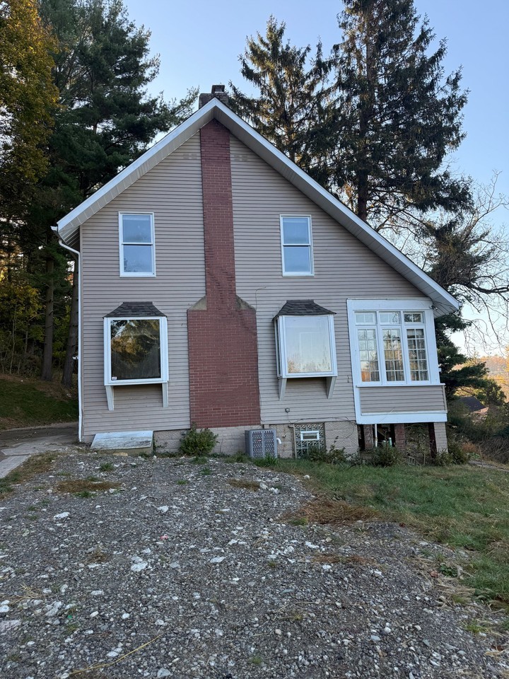356 Brush Creek Rd - Photo 2 of 18