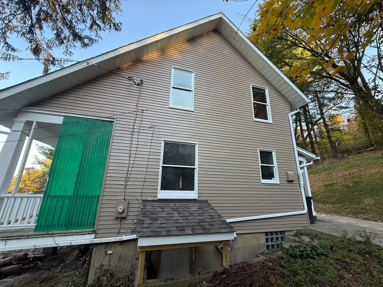 356 Brush Creek Rd - Photo 3 of 18
