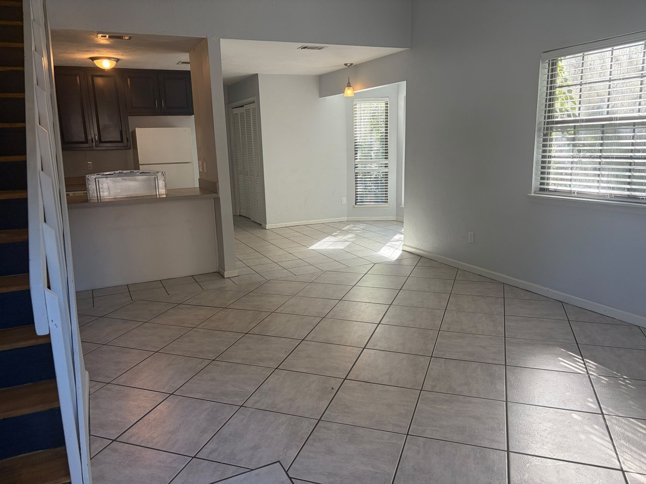 368 Hayden Rd - Photo 2 of 17