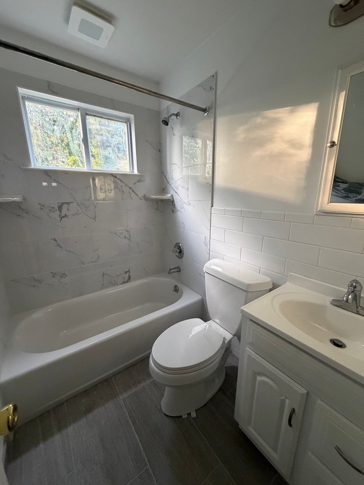 140 Lamplight Ln #A - Photo 3 of 7