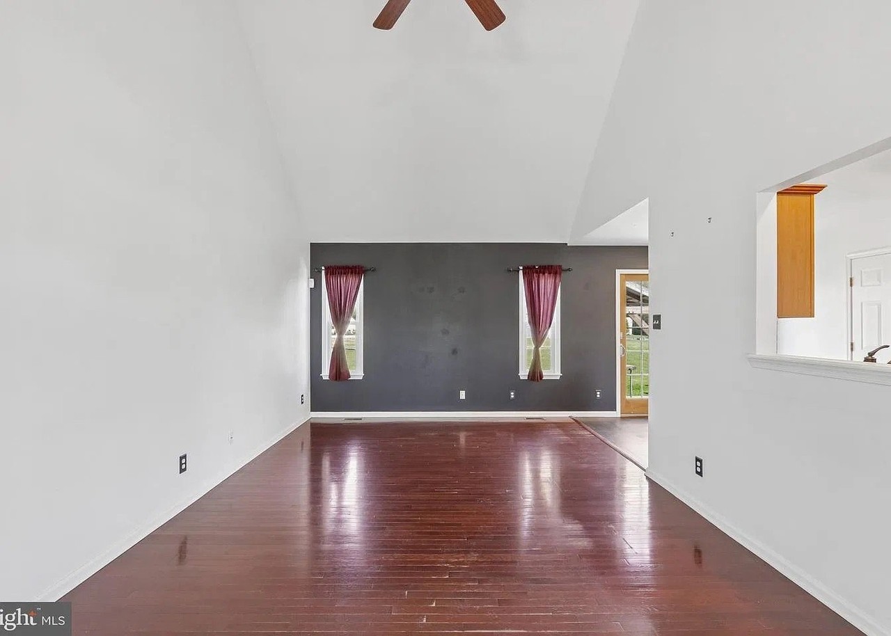 2454 Bella Rosa Ct - Photo 6 of 17