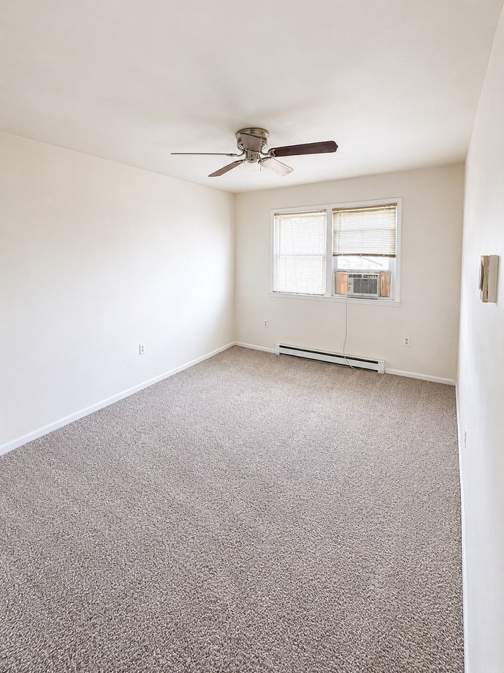 2539 Jenkintown Rd #112 - Photo 4 of 14
