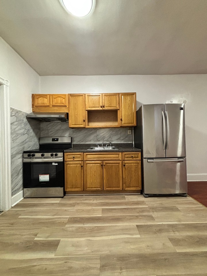 1917 S 60th St - Photo 5 of 20