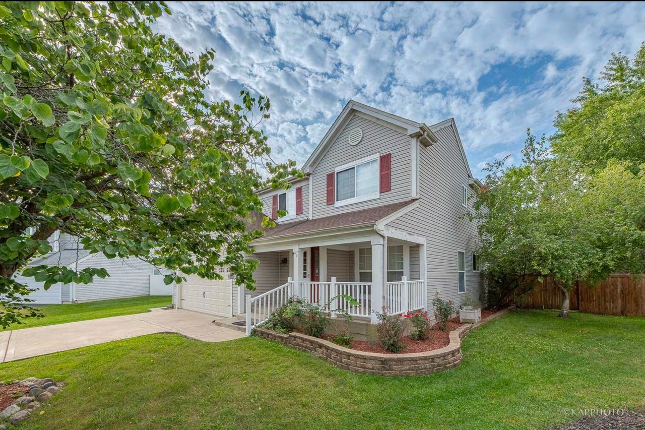 2316 Periwinkle Ct - Photo 2 of 8