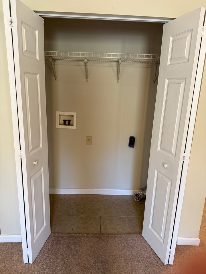 112 Normandy Dr - Photo 7 of 11