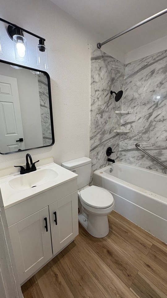 408 Brown St - Photo 7 of 17