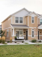 featured image of 187 E Hamilton Row