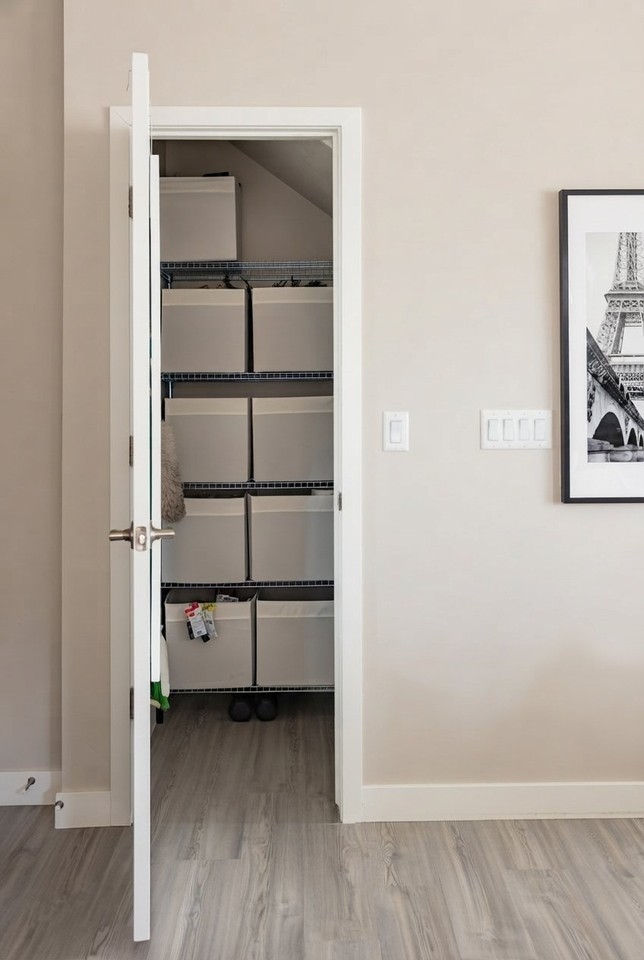 187 E Hamilton Row - Photo 7 of 20