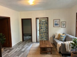 featured image of 299 Cable St #1