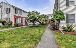 featured image of 15D Crescent St