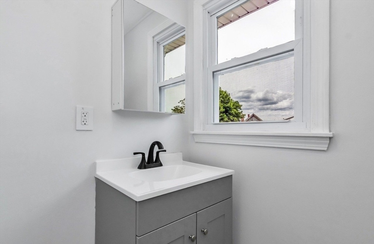 15D Crescent St - Photo 5 of 20