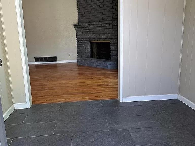 3220 E Holland Ave - Photo 6 of 14
