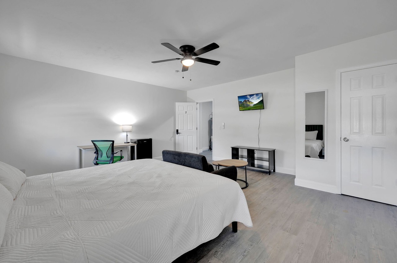 3 Flemingwood Ln #7 - Photo 4 of 4