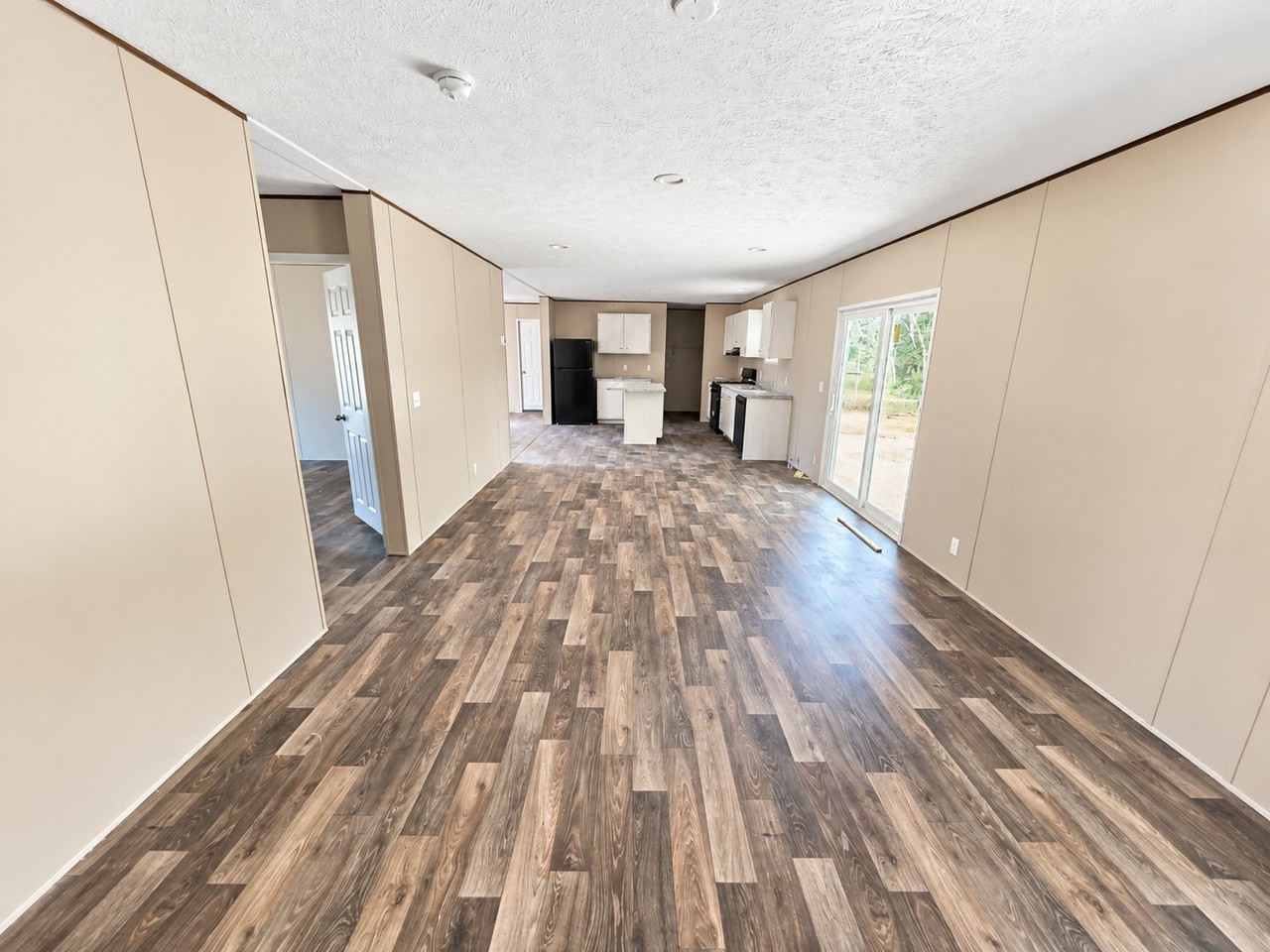 4118 Renee Ln - Photo 5 of 19