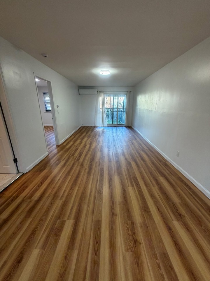 240Th Street And 69Th Ave #1stFL - Photo 2 of 8