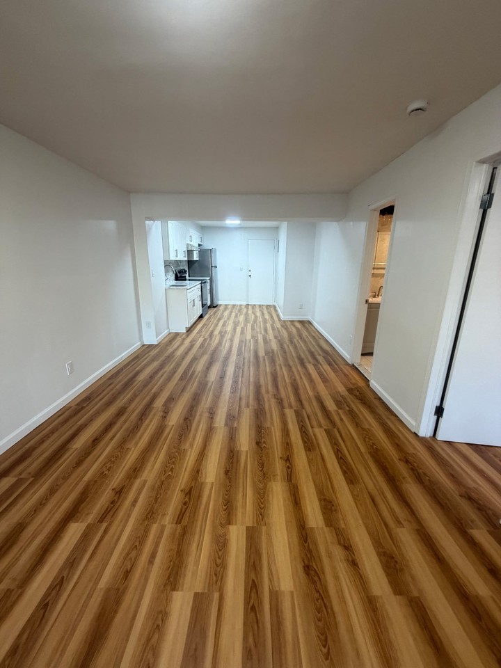 240Th Street And 69Th Ave #1stFL - Photo 3 of 8