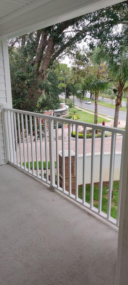 11594 Westwood Blvd - Photo 5 of 17