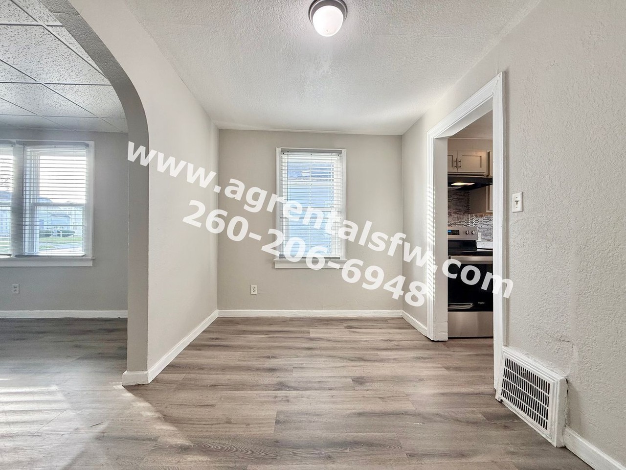 4122 Bowser Ave - Photo 4 of 15