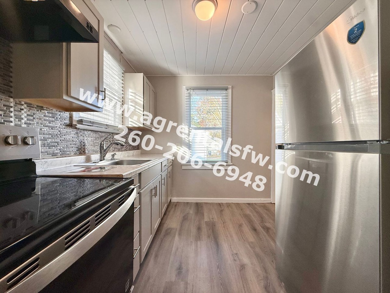 4122 Bowser Ave - Photo 6 of 15