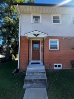 featured image of 718 N Maxwell Ave