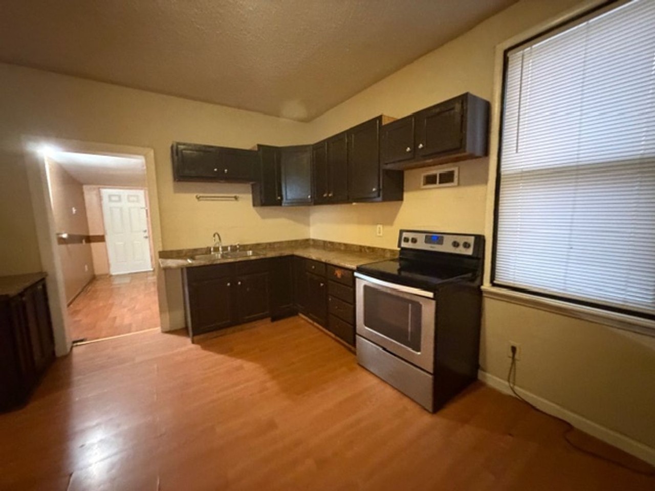 4323 Itaska St - Photo 7 of 14