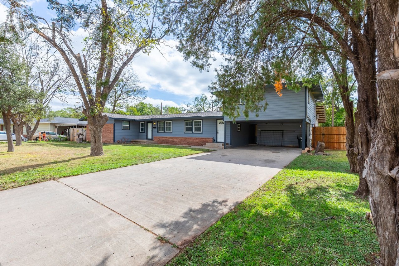 3865 Whittier St - Photo 4 of 50
