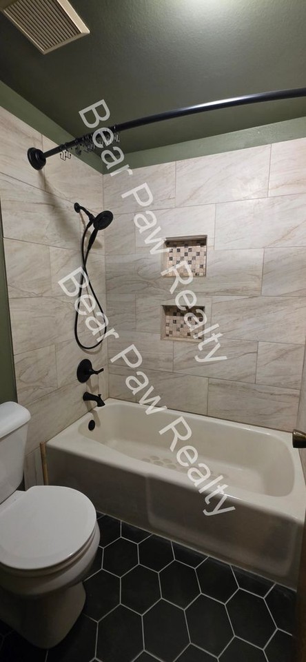 2621 Sagebrush Ave - Photo 6 of 22