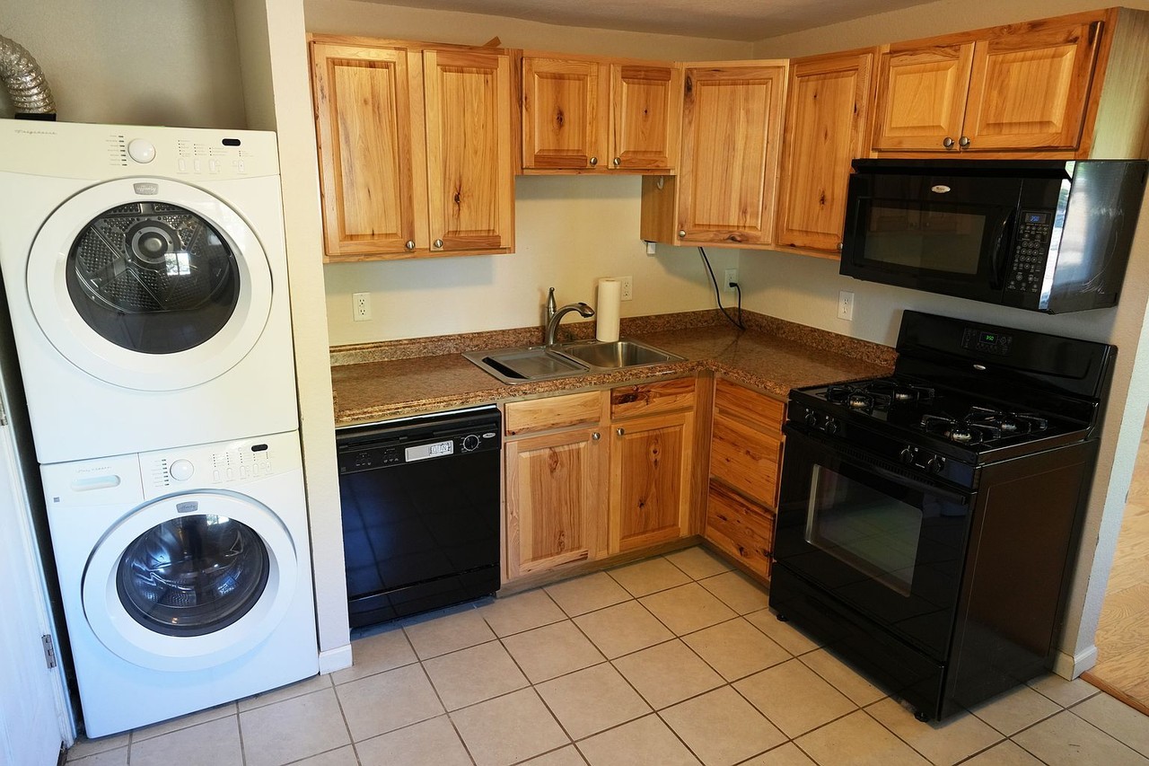 3513 N Columbine St #NA - Photo 7 of 13
