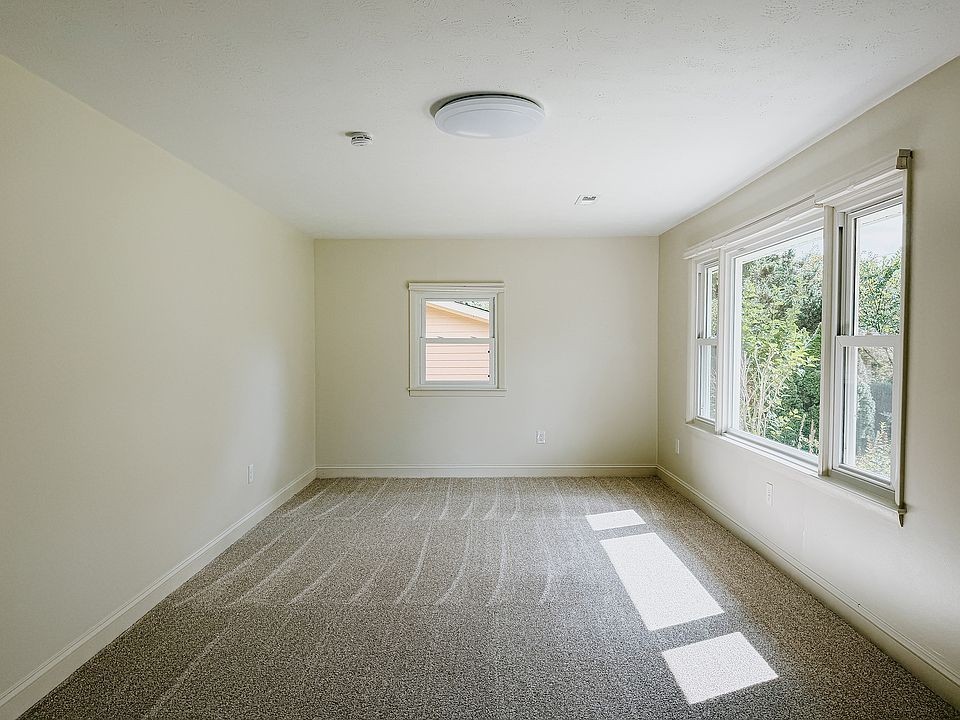 383 Emmas Grove Rd #NA - Photo 3 of 11