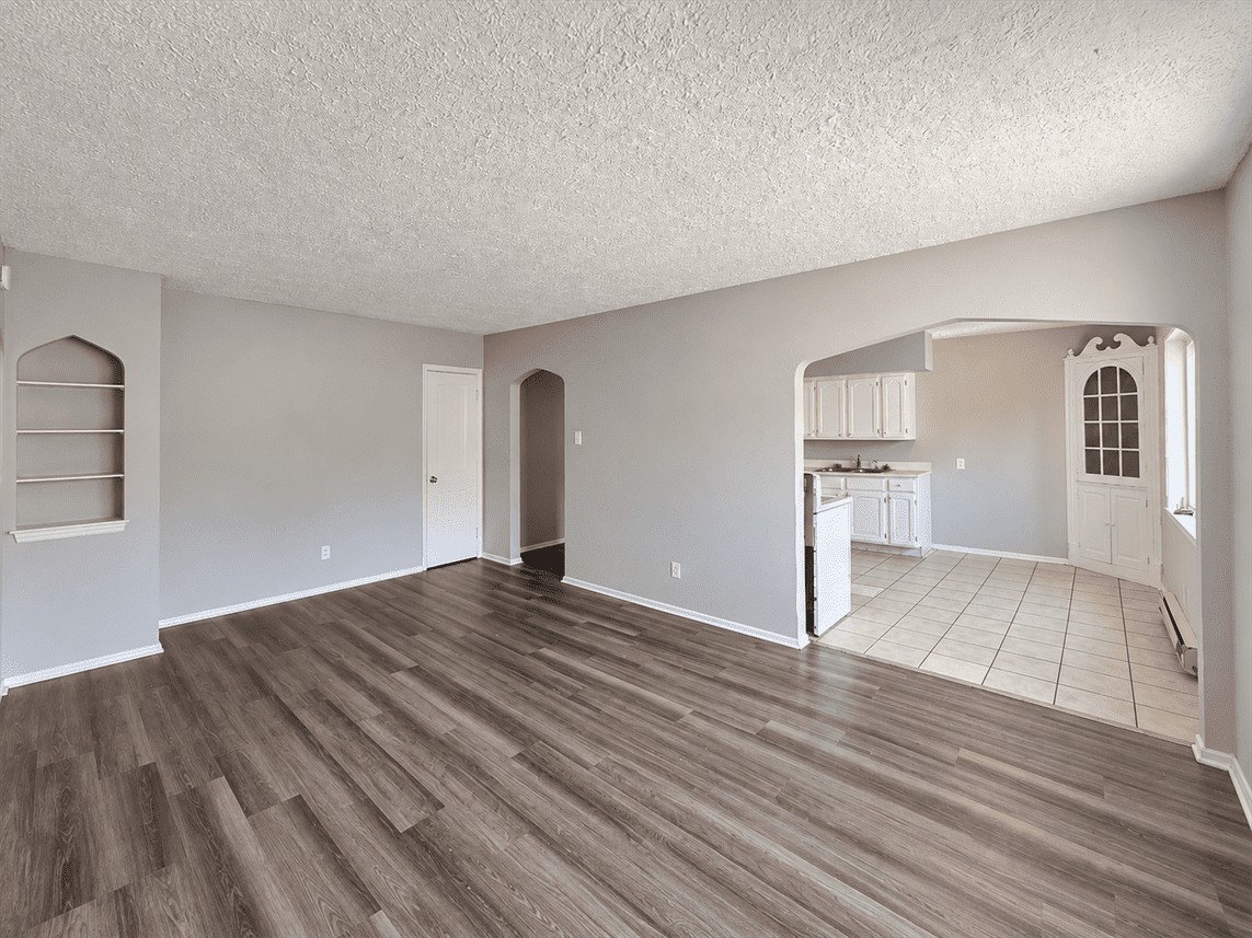 455 Forest Ave #8 - Photo 5 of 11