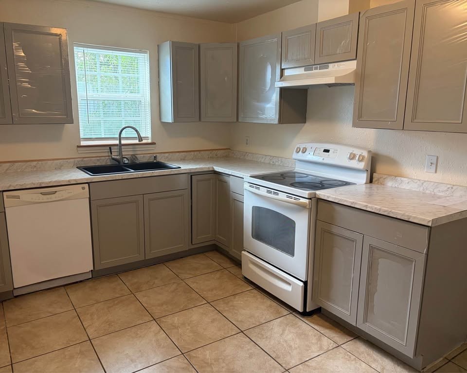 1812 Summer Ave #NA - Photo 3 of 15